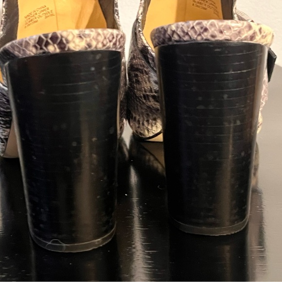 Michael Kors Snakeskin 4" Mules Size 8 & 1/2 - Picture 4 of 7